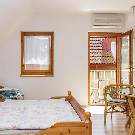 Beautiful In W/ Outdoor Swimming Pool And 1 Bedrooms Appartamento *